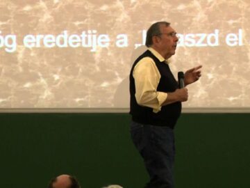 [ID: 1qf6R7xok8I] Youtube Automatic