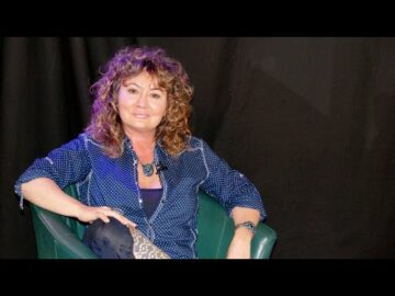 [ID: KHh-PhS7t04] Youtube Automatic