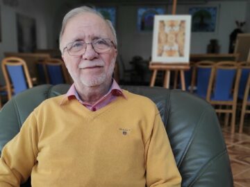 [ID: LGm2nVwbstc] Youtube Automatic