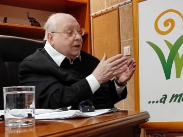 [ID: qHdReLFjYQE] Youtube Automatic