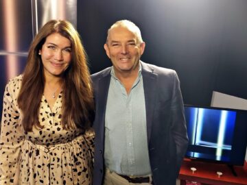 Magán: [ID: 8V-5D76PnYE] Youtube Automatic