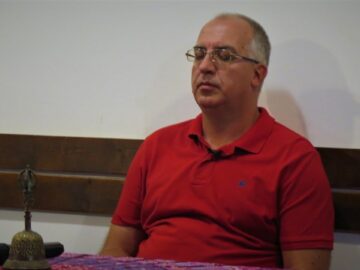 Magán: [ID: G4s-ieOCW-w] Youtube Automatic