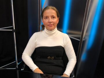 Magán: [ID: MLt1rd2gM-o] Youtube Automatic