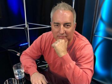 Magán: [ID: wfe0omNglNE] Youtube Automatic