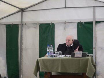 [ID: 9gFopuOT4Ww] Youtube Automatic