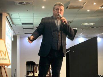 [ID: RvIbZoq92wg] Youtube Automatic