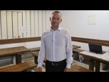 Magán: [ID: Fb7SIMiF8S8] Youtube Automatic