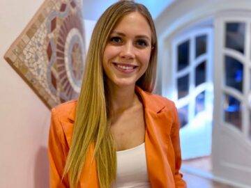 Magán: [ID: umWCMtby3bU] Youtube Automatic