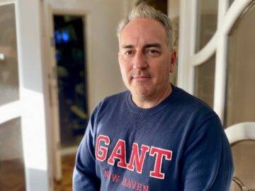 Magán: [ID: Rr33HrHujho] Youtube Automatic