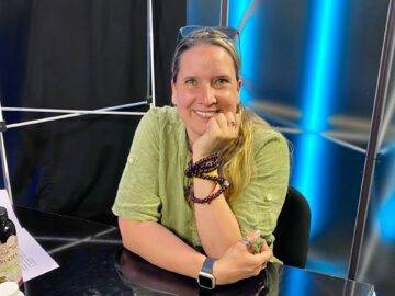 Magán: [ID: m4YYlEUPvP4] Youtube Automatic