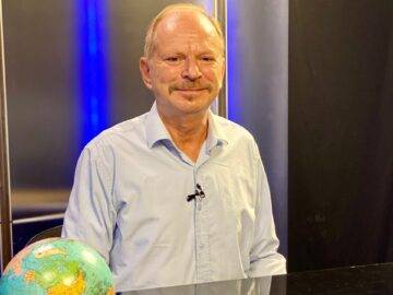 Magán: [ID: IJpCq000V4g] Youtube Automatic