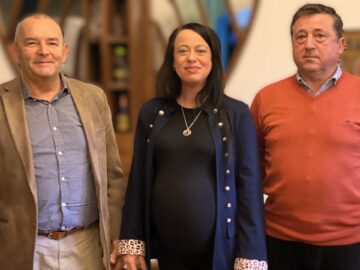 Magán: [ID: Qc4wChv7bwo] Youtube Automatic