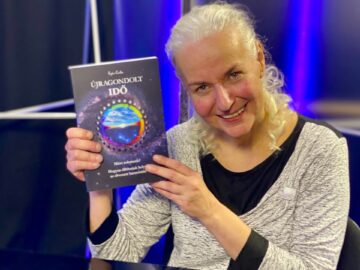 Magán: [ID: RNwR8FsAUHg] Youtube Automatic