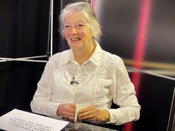 Magán: [ID: TKy9VTrQ7qw] Youtube Automatic