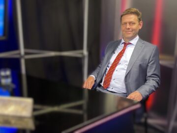 Magán: [ID: 3h2F2nZb3RI] Youtube Automatic