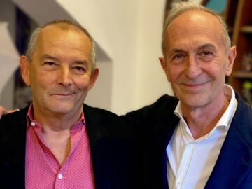 Magán: [ID: RrrBnIRMAIw] Youtube Automatic