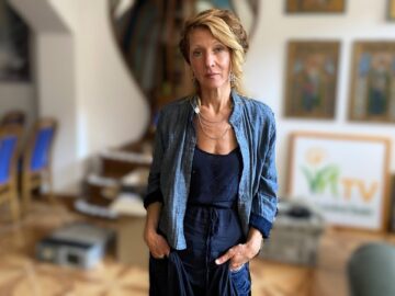 Magán: [ID: _tTb8TQJRQc] Youtube Automatic