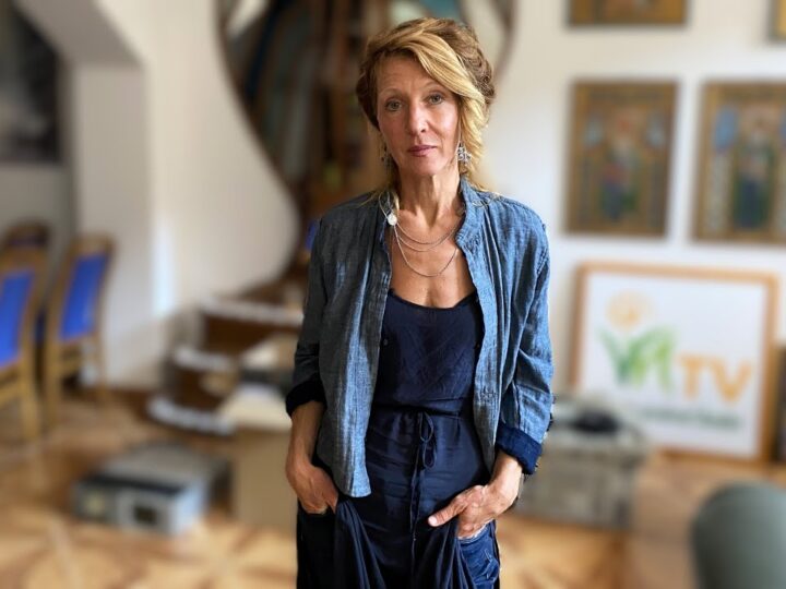 Magán: [ID: _tTb8TQJRQc] Youtube Automatic