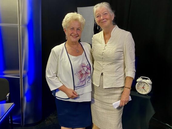 Magán: [ID: d2vjoJZUeB4] Youtube Automatic