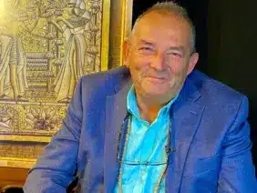 Magán: [ID: 3NxLVEZl7n8] Youtube Automatic