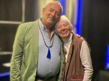 Magán: [ID: 4WXSB1IlrX0] Youtube Automatic