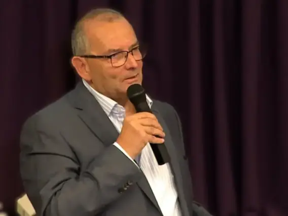 Magán: [ID: cfGmDMVKdWk] Youtube Automatic