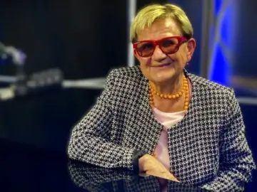 Magán: [ID: EE4ZvWBcdQU] Youtube Automatic