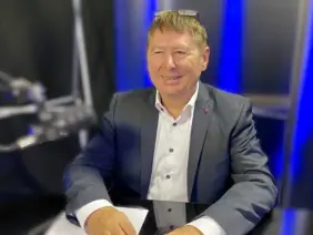 Magán: [ID: juQlZTgmIWU] Youtube Automatic