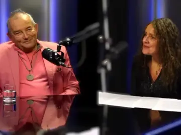 Magán: [ID: AphSW1bbjCA] Youtube Automatic