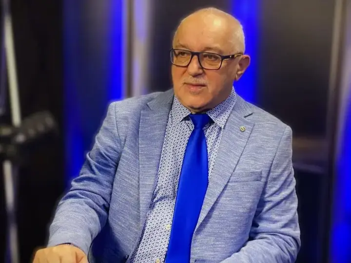 Magán: [ID: 5lvedgNKizc] Youtube Automatic