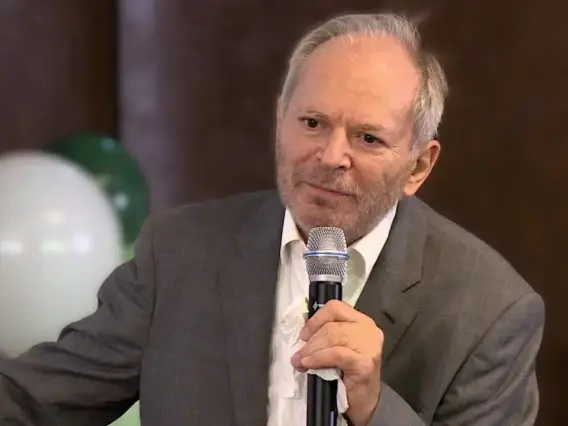 Magán: [ID: 9_hhzglUqwc] Youtube Automatic