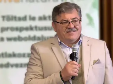 Magán: [ID: h4khuvcUDac] Youtube Automatic