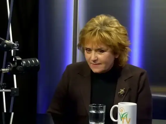 Magán: [ID: gY0U0c9AlNQ] Youtube Automatic